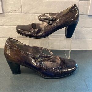 Ecco sz 39 brown patent leather heeled maryjanes